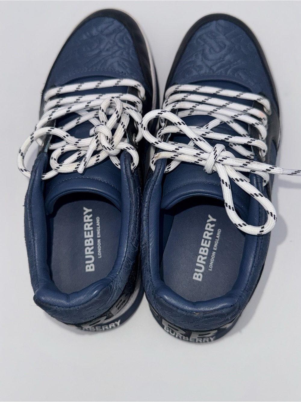 Burberry Boys Brockton Blue Monogram Logo Sneakers Kids size EU 34 US 2 Shoes - Picture 4 of 12